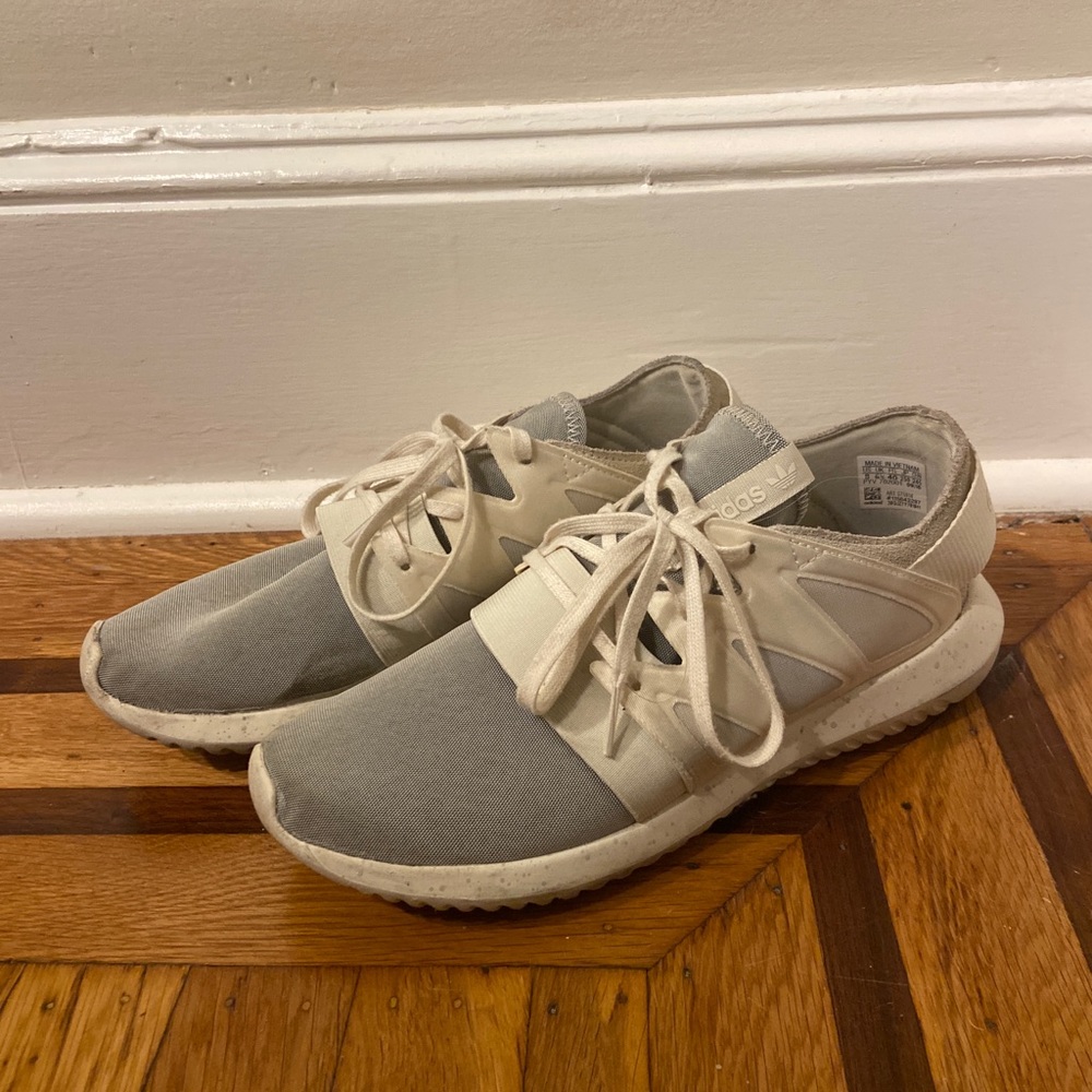 adidas tubular sneakers